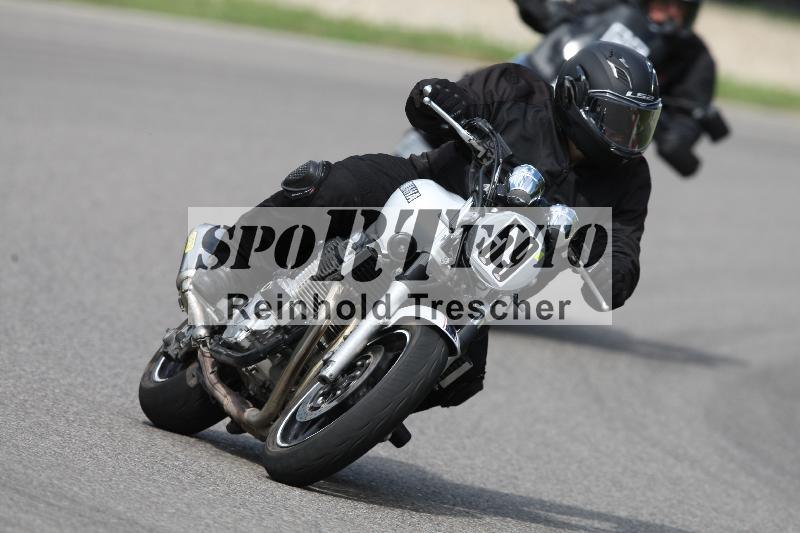 /Archiv-2022/59 31.08.2022 FM Mannhard ADR/Gruppe Mototrend/59